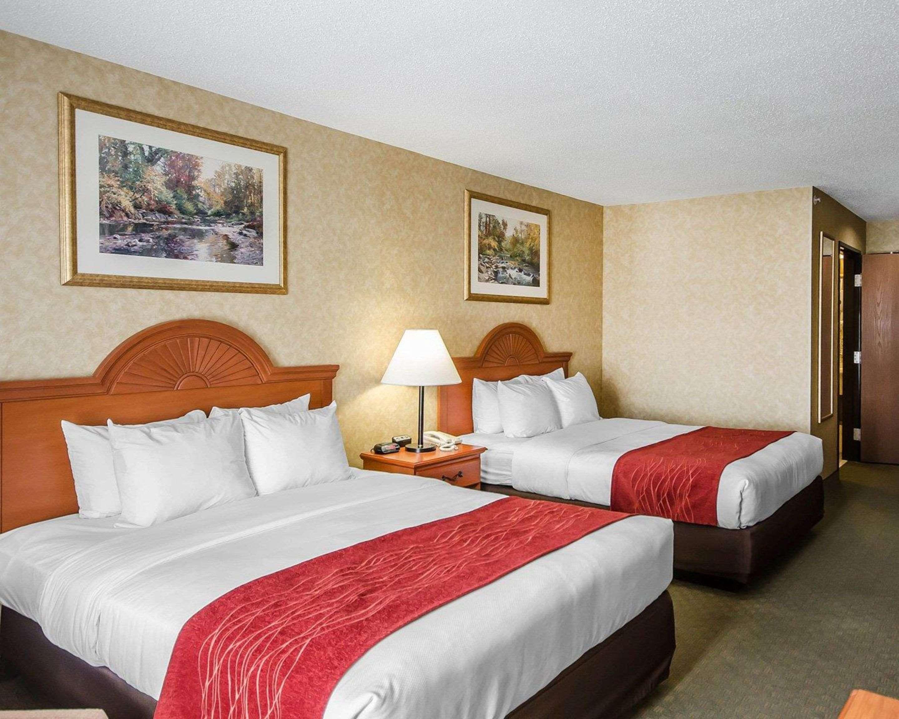 Quality Inn & Suites Rockport-Owensboro North Gold Award Winner Dış mekan fotoğraf