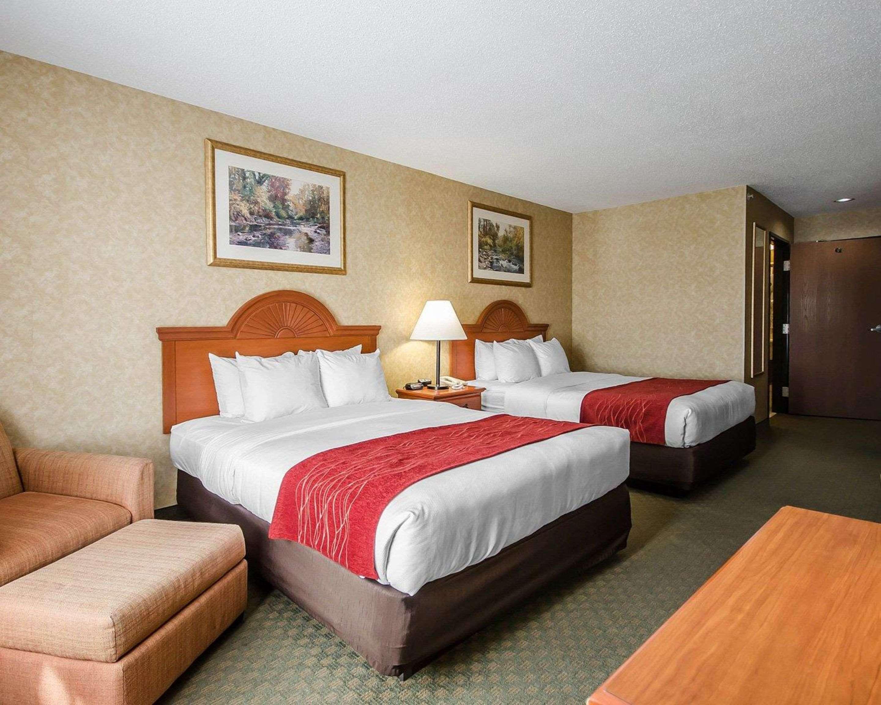 Quality Inn & Suites Rockport-Owensboro North Gold Award Winner Dış mekan fotoğraf