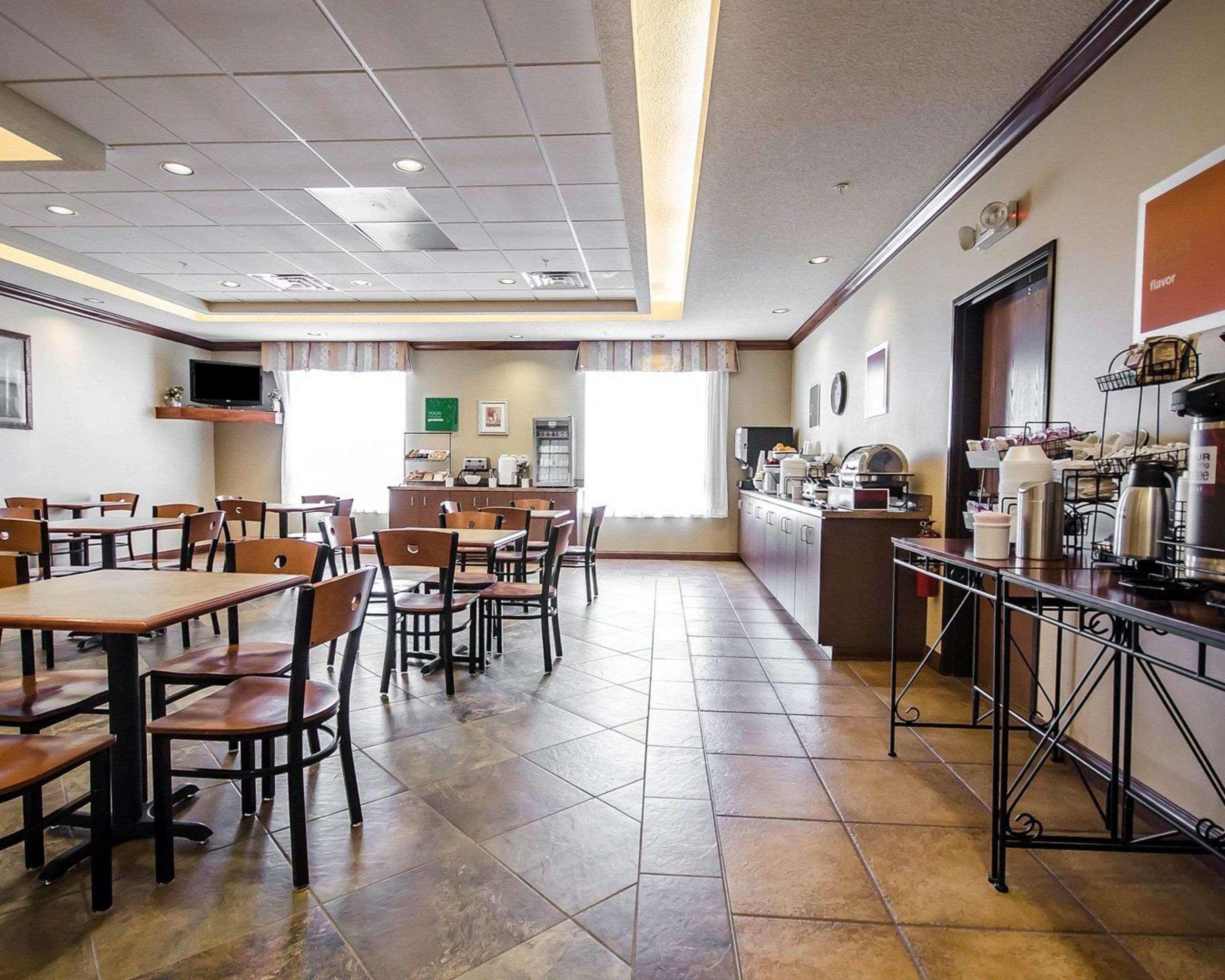 Quality Inn & Suites Rockport-Owensboro North Gold Award Winner Dış mekan fotoğraf