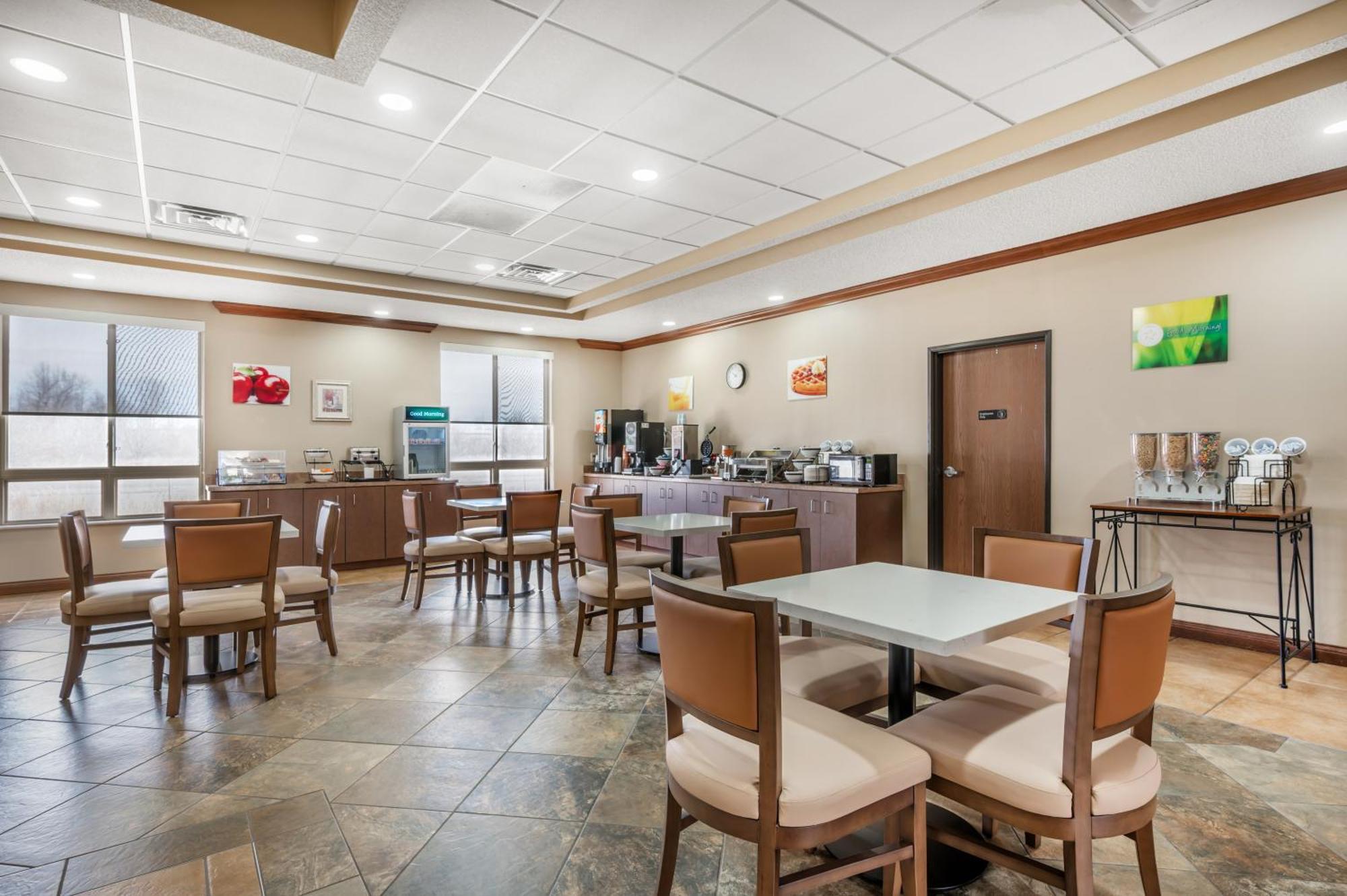 Quality Inn & Suites Rockport-Owensboro North Gold Award Winner Dış mekan fotoğraf