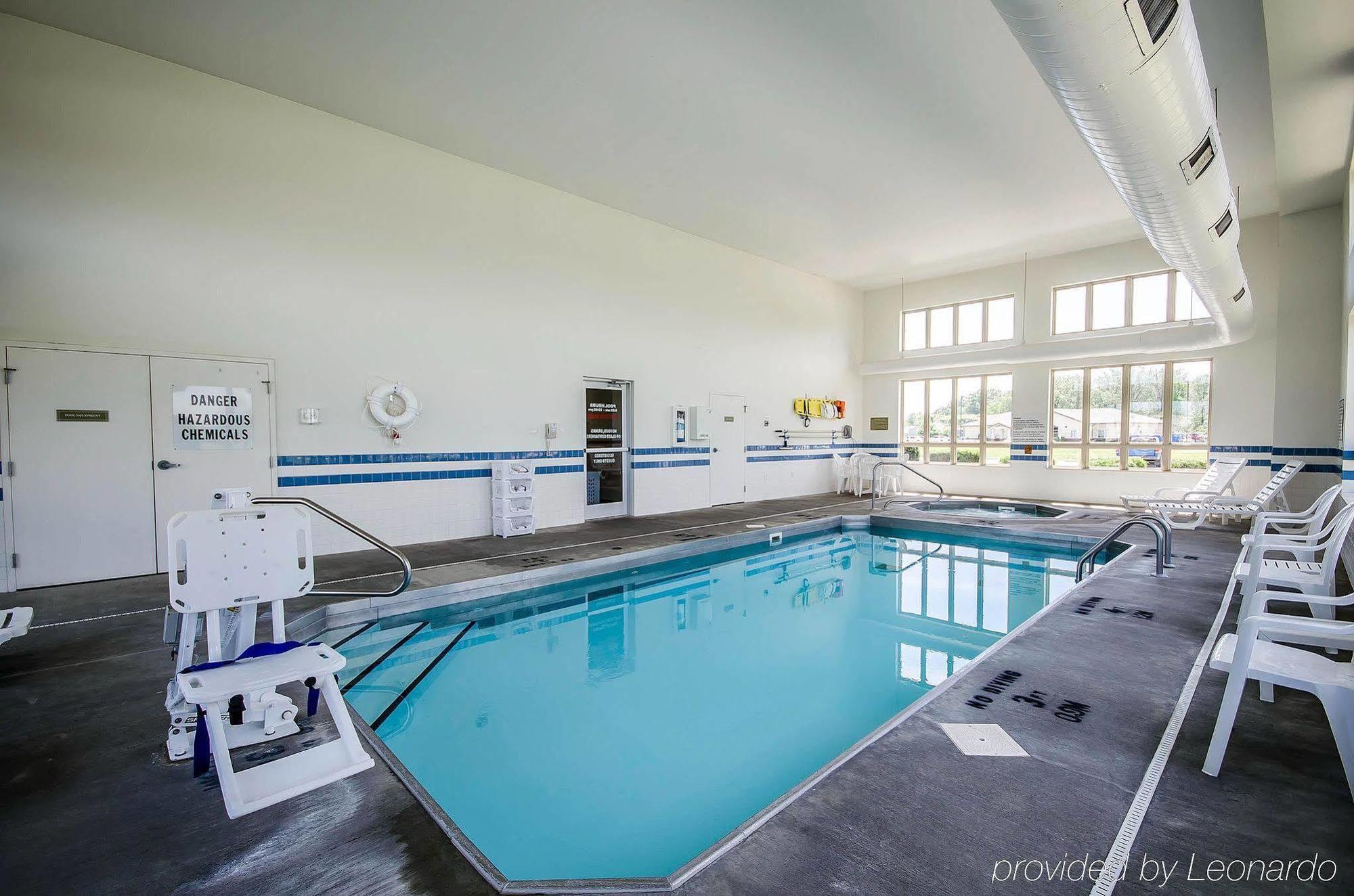 Quality Inn & Suites Rockport-Owensboro North Gold Award Winner Dış mekan fotoğraf